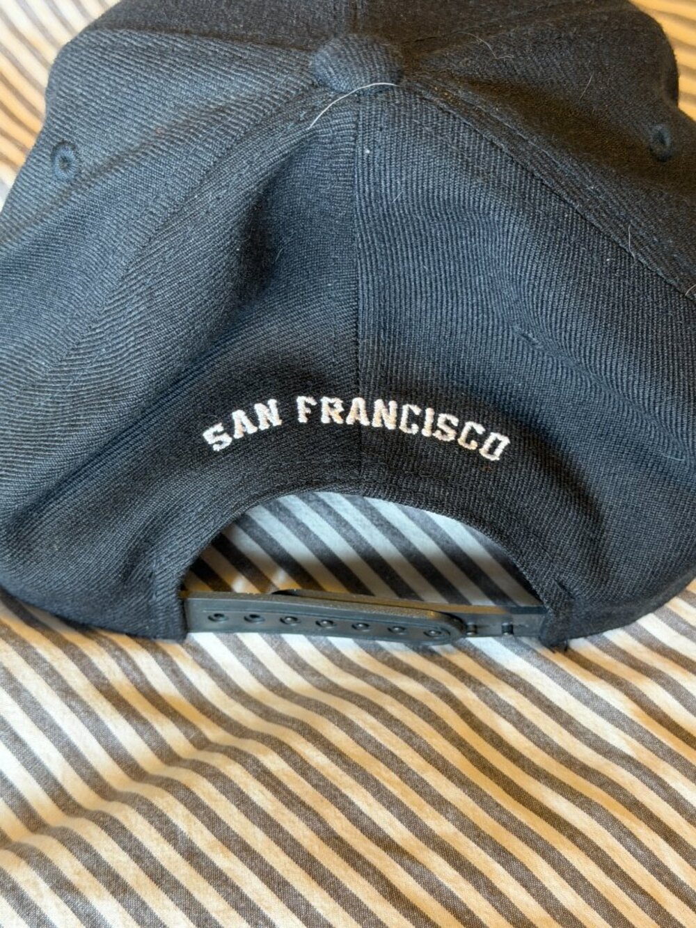 Beat Junkies SF Giants Snapback - Picture 3 of 3